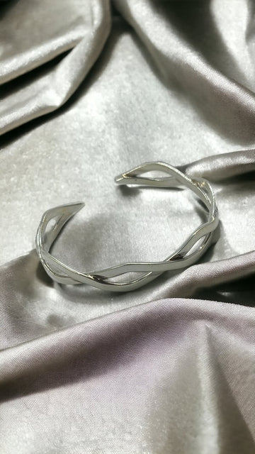 Criss Cross 925 Silver Bracelet