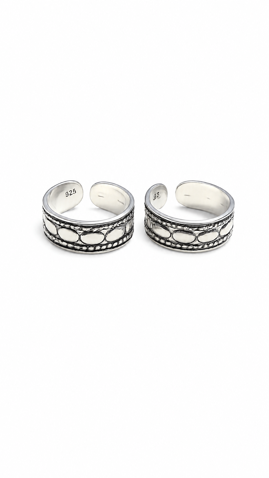 Boho Style Silver Bichiya Toe Ring with Ethnic Design