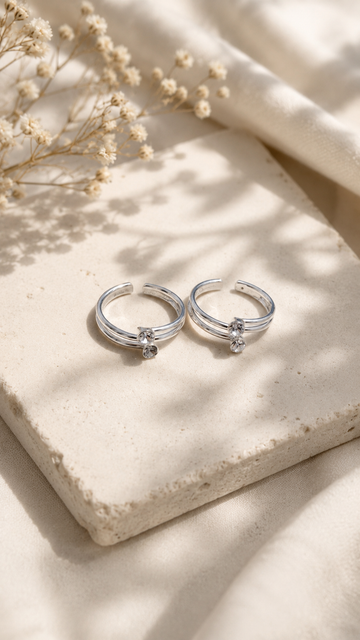 Sleek Studded Stone In 92.5 Hm Silver
