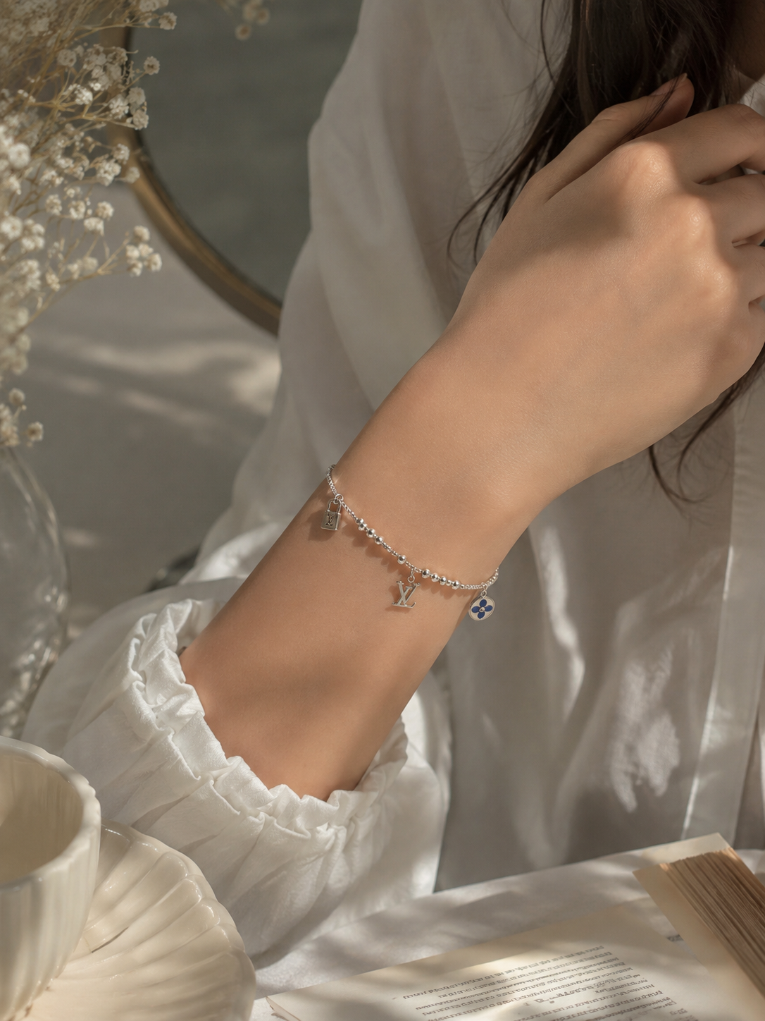 Women’s 925 Silver Charm Bracelet with LV Detail
