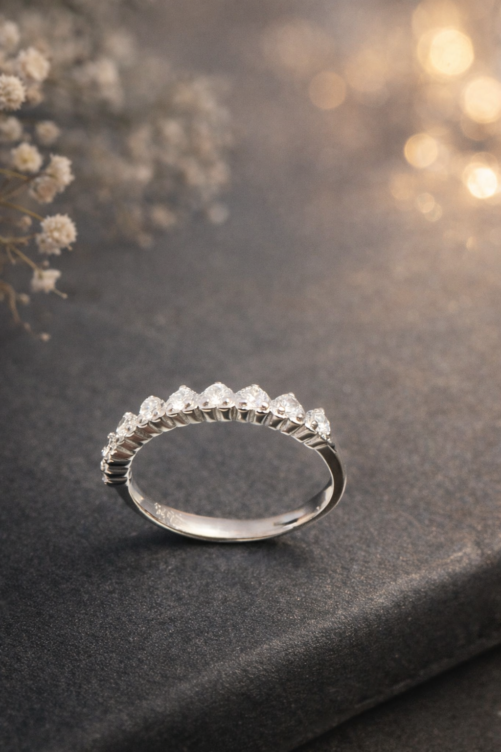 Elegant silver ring for daily wear
