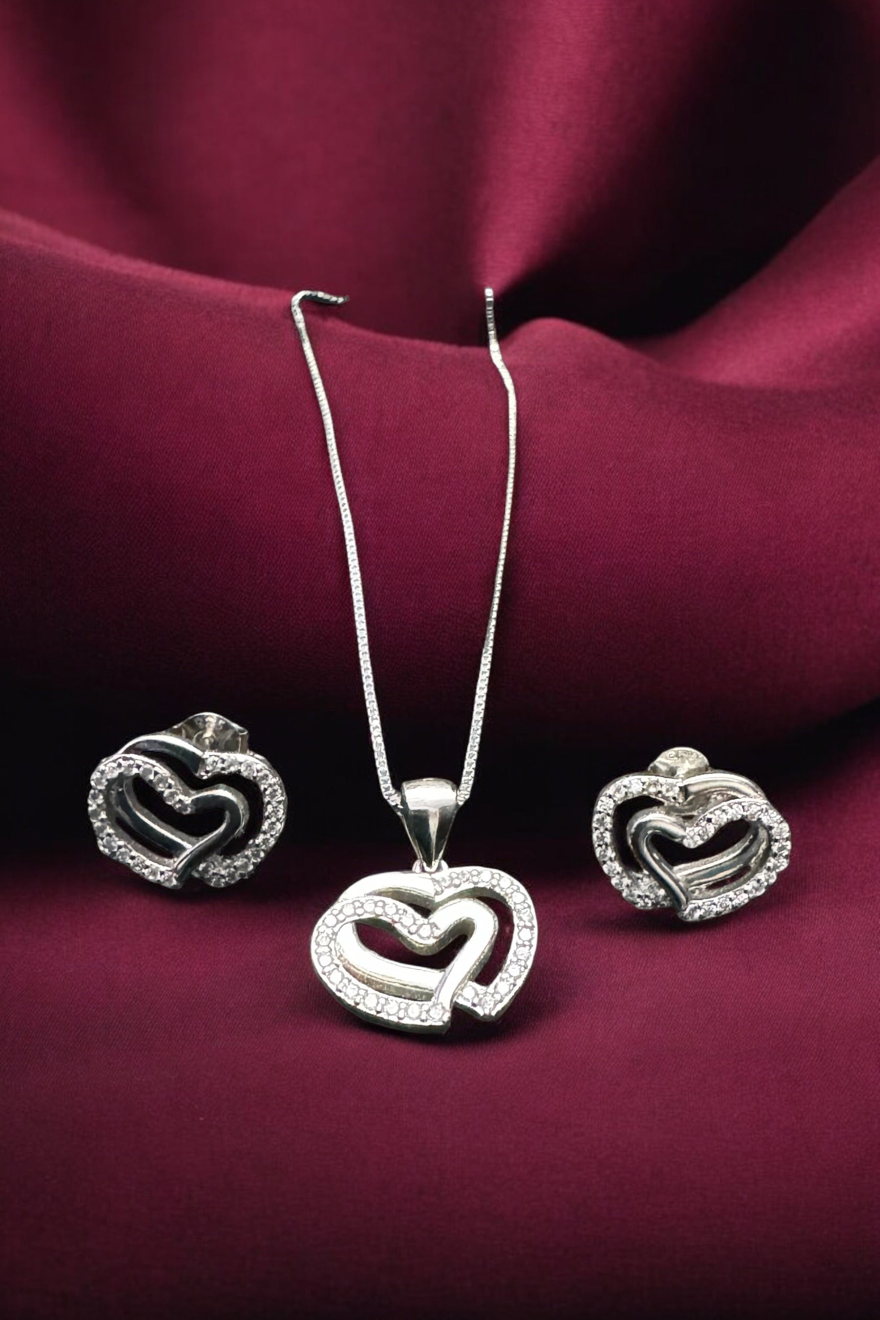Double Heart Elegance Silver Pendant Set: 92.5 HM