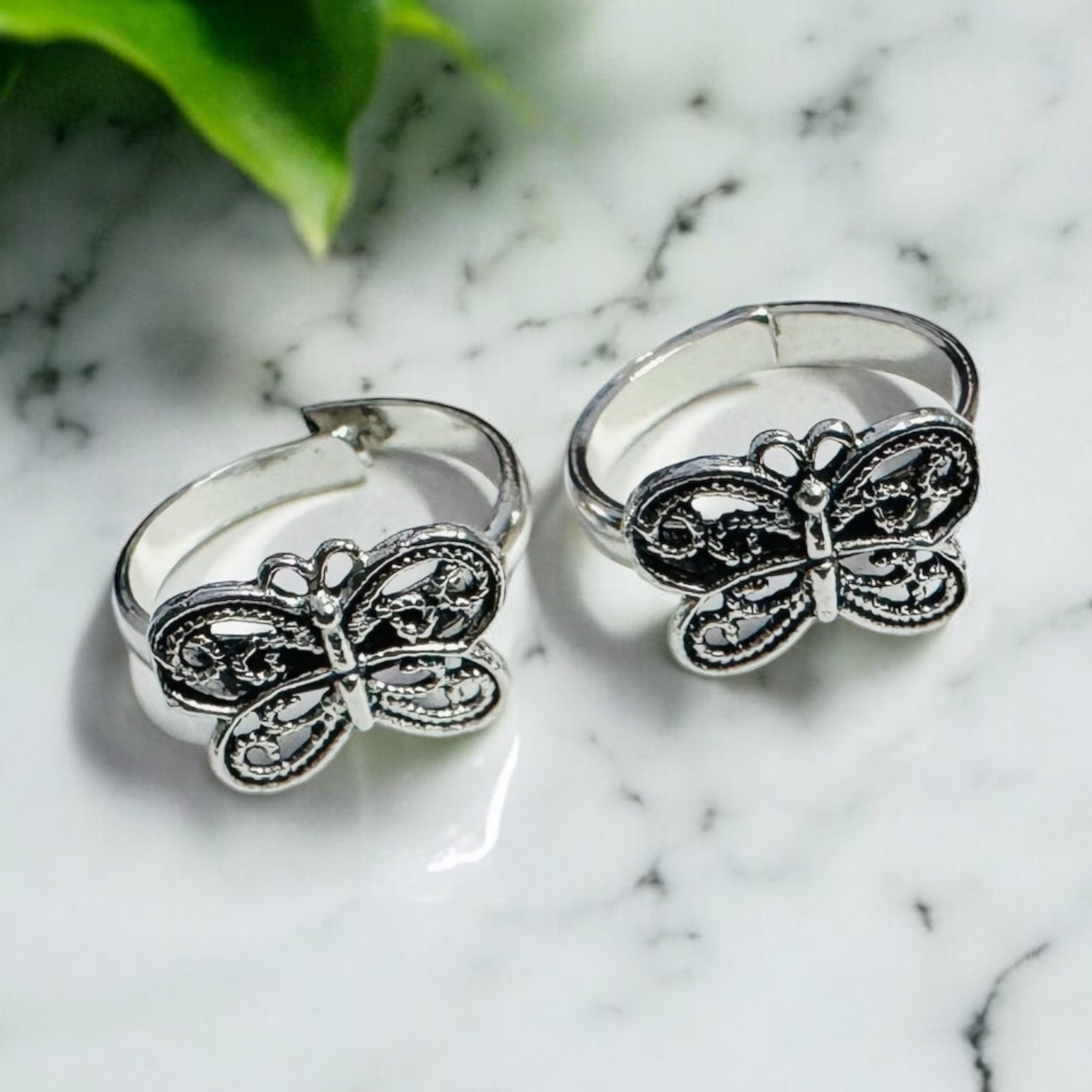 Pretty Butterfly antique Toe-Ring in 925 Silver