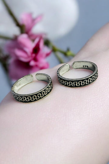 Minimalistic Antique look Toe Rings in 92.5 HM silver