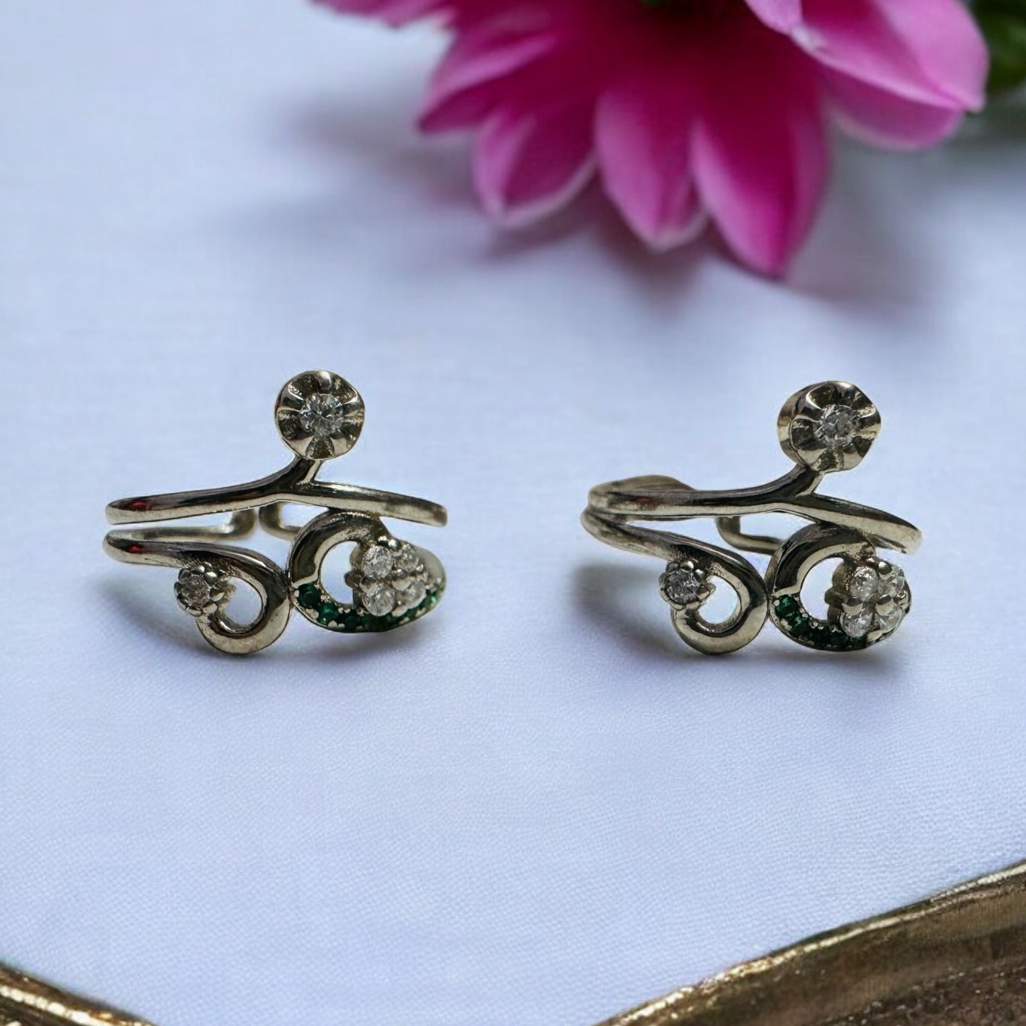 Floral look trendy Toe Ring in 92.5 HM Silver