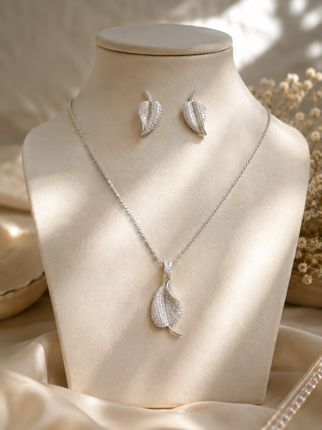 Premium 925 Silver Leaf Pendant Set for Women with Swarovski