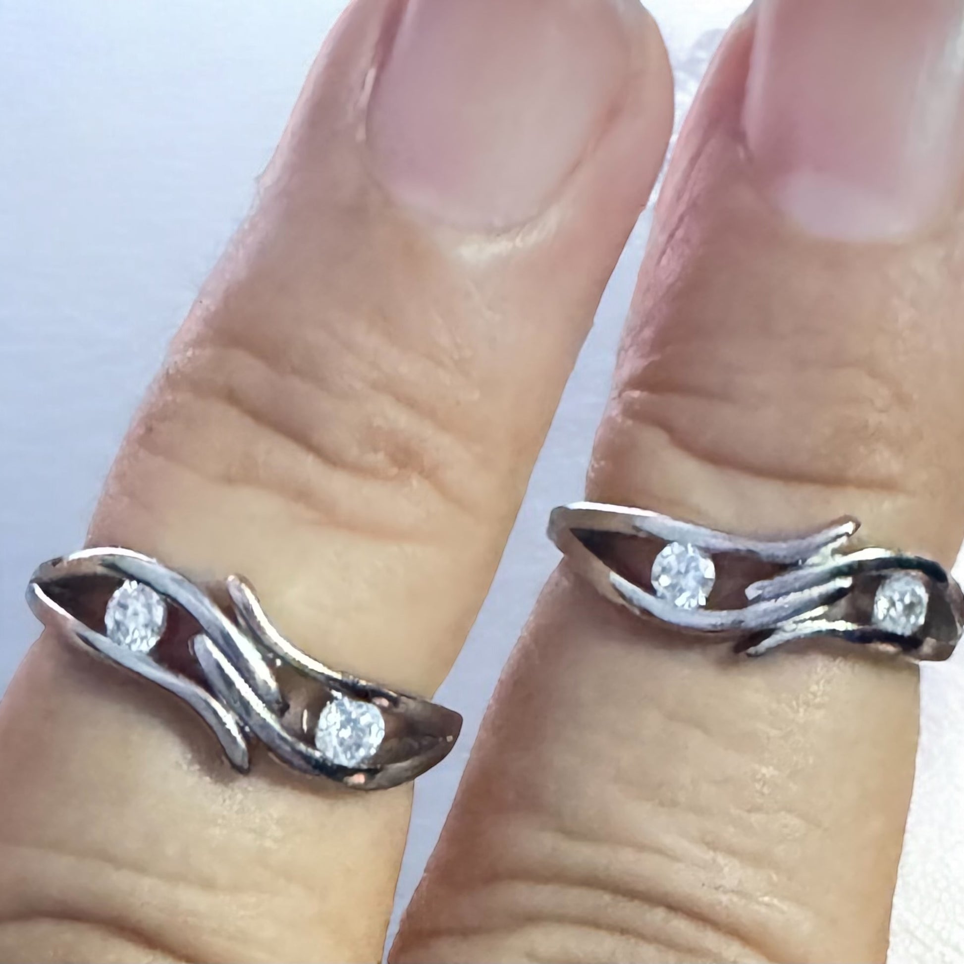 Silver hug style ring daily wear jewelry