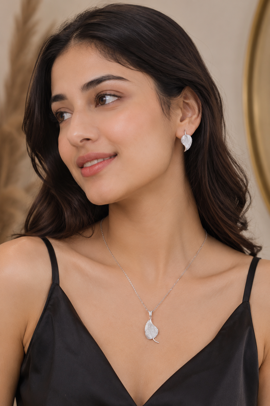Leaf Design 925 Sterling Silver Pendant Set with Matching Earrings