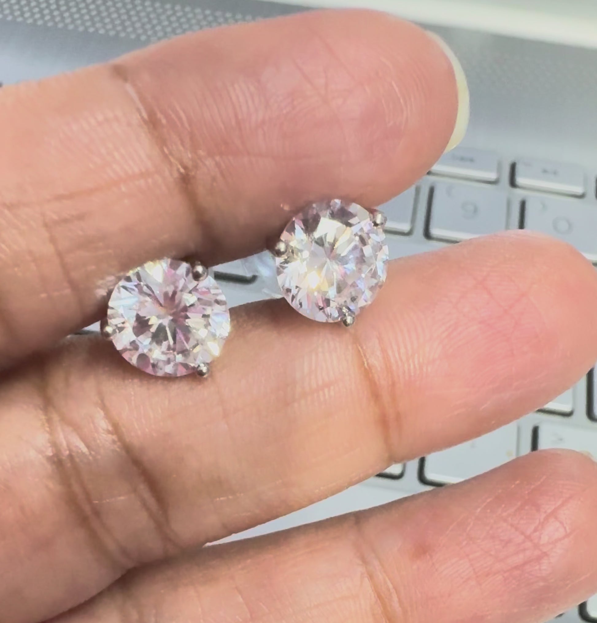 8mm Cubic Zirconia Stud Earrings in 925 Sterling Silver
