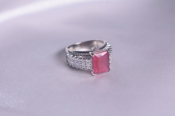 Rings for women with white and red stone sterling 925 silver ring