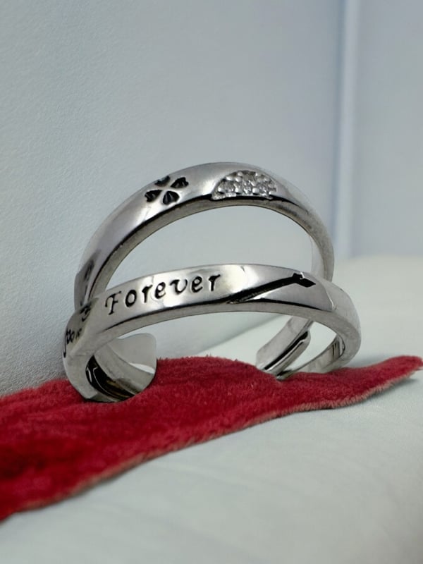 Beautifully designed 925 silver couple rings for your loved once