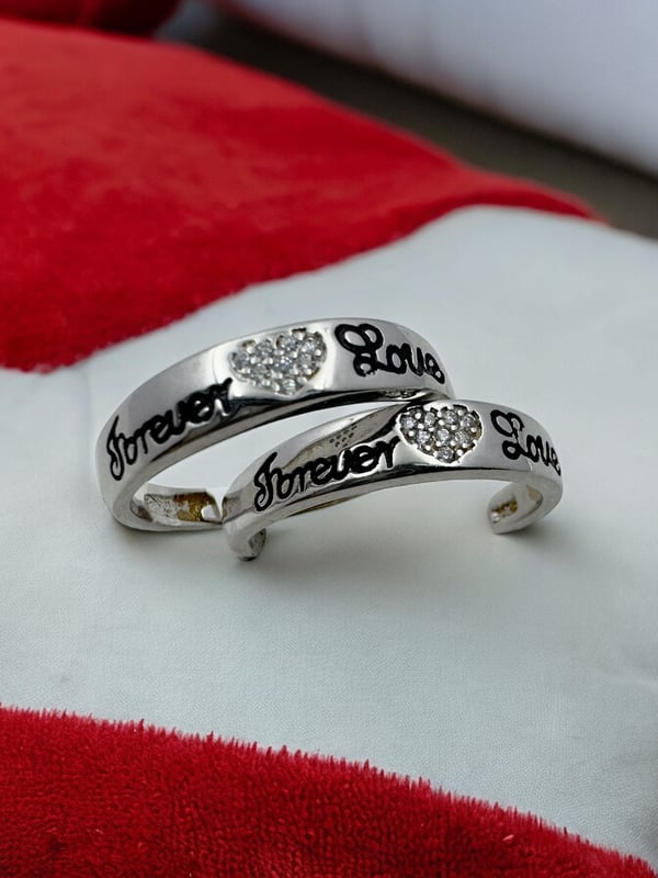 Beautifully designed silver couple rings for your loved once in 925 Silver