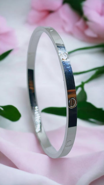 Cartier look Simple and Elegant Silver Kada Bracelet 92.5 HM silver